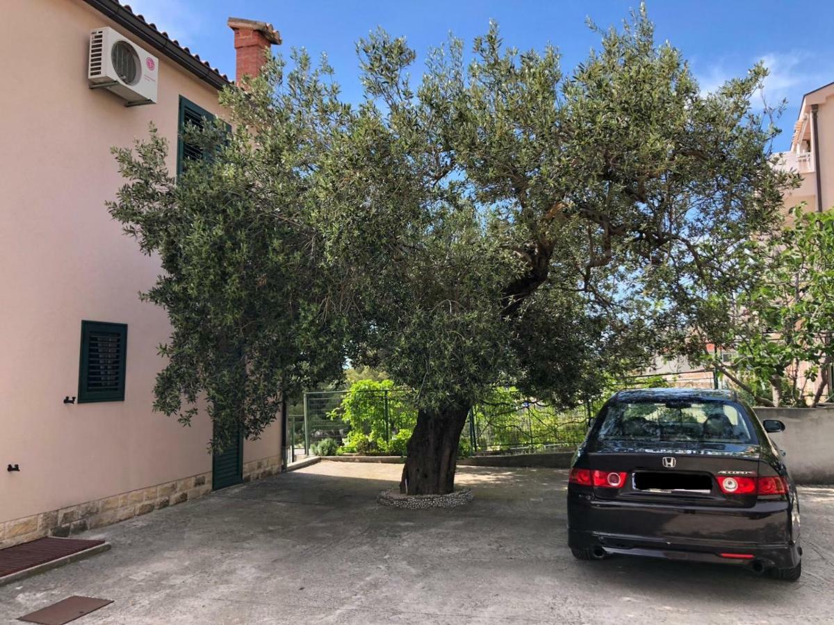 מאקרסקה Villa Oliva מראה חיצוני תמונה
